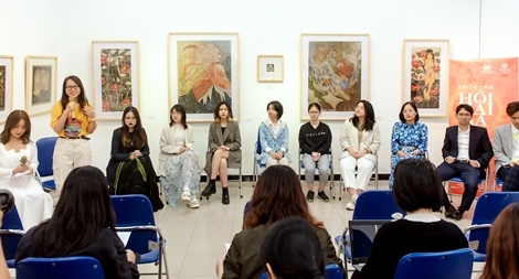 Độc đáo triển lãm "Hồi Hải Mã" của những nữ sinh tài năng