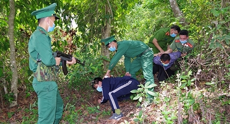 Bắt giữ 25 đối tượng xuất cảnh trái phép