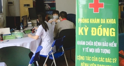 Tạm giữ giám đốc phòng khám cấp khống giấy khám sức khỏe