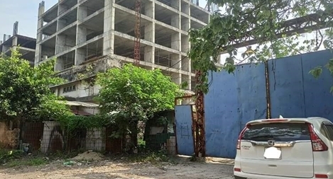 Bỏ tiền tỷ ra “mua khổ”