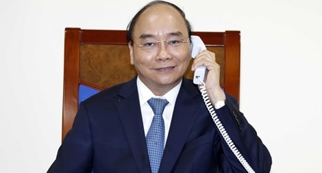 Chủ tịch nước Nguyễn Xuân Phúc điện đàm với Tổng thống Indonesia 