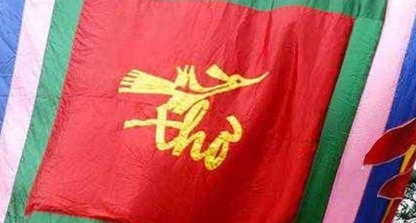 Thơ Việt đang chuyển động