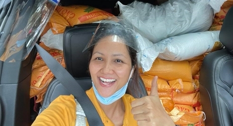 Giới Showbiz Việt làm gì trong những ngày giãn cách xã hội?