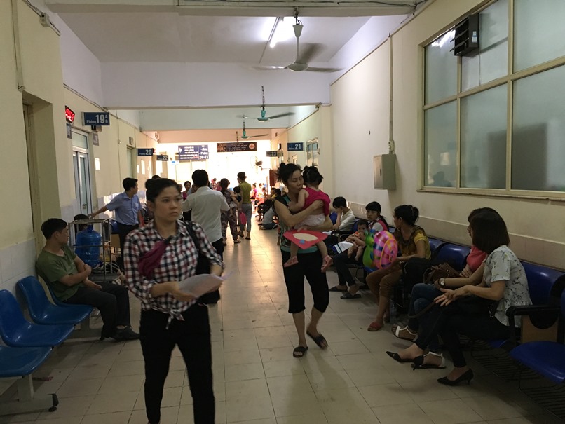 Phải chấm dứt tình trạng thu các khoản cao hơn quy định