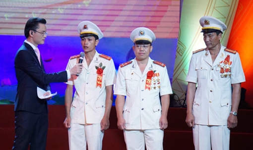 “Vinh quang Việt Nam” – hành trình 12 năm tôn vinh những tấm gương tiêu biểu