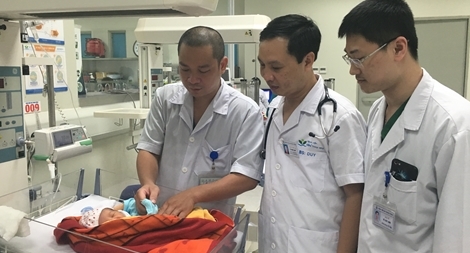 Thời tiết trở lạnh, nhiều loại bệnh hoành hành ở trẻ