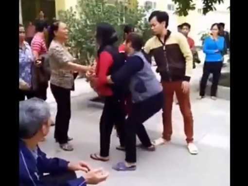 Xuất hiện clip tố bác sĩ thiếu trách nhiệm gây tử vong trẻ sơ sinh