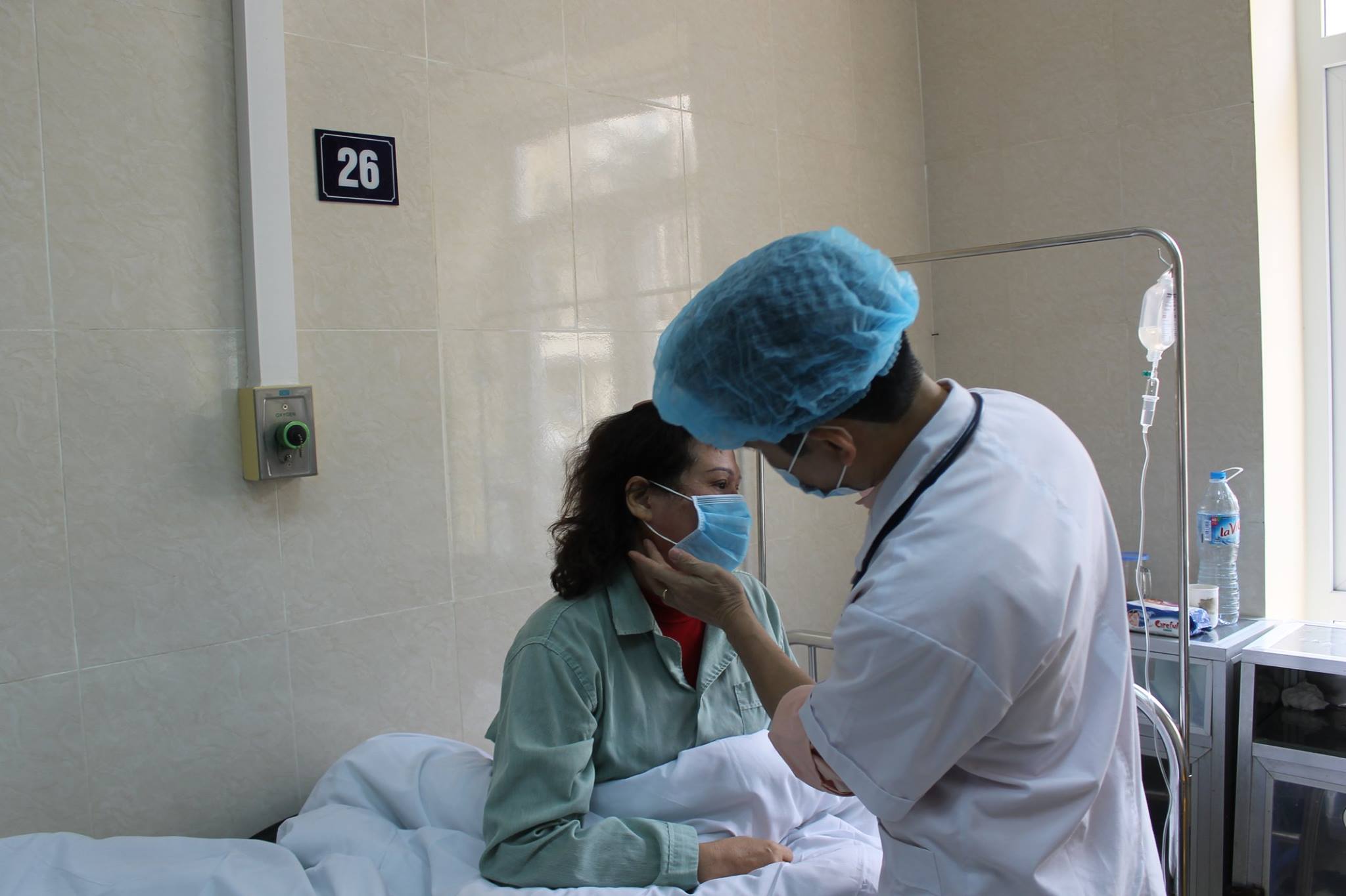 Bệnh quai bị vào mùa: Đàn ông thận trọng kẻo vô sinh