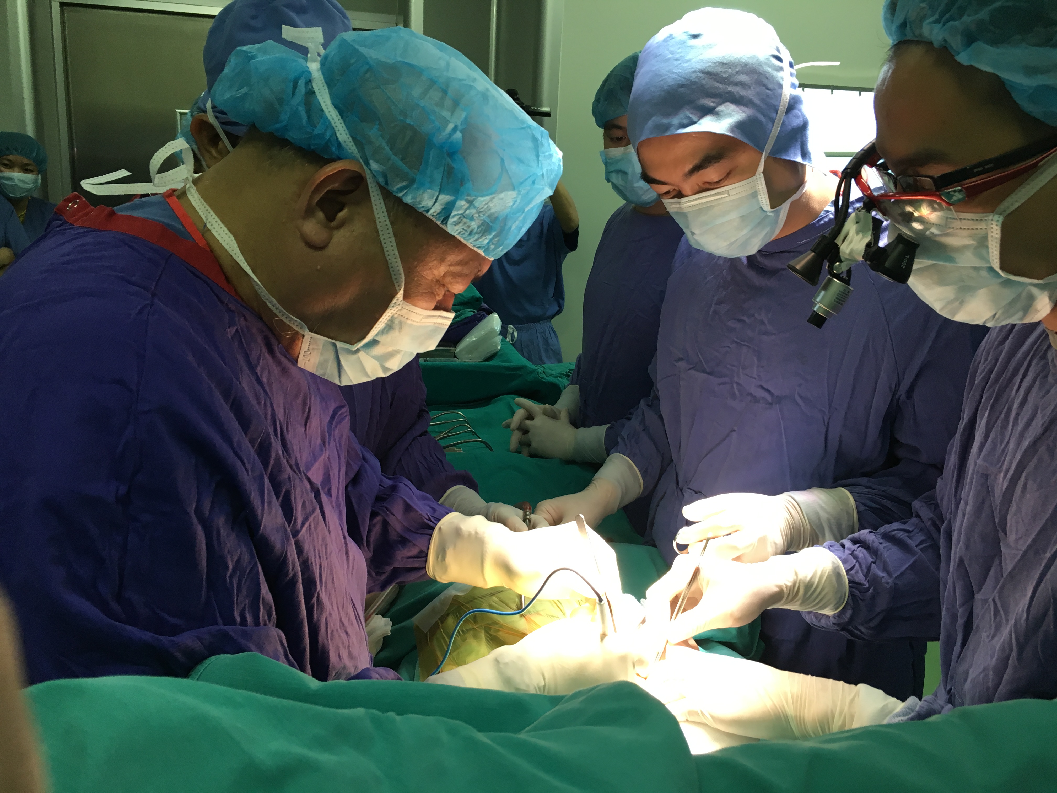 Gần 1.000 bác sĩ, chuyên gia dự hội nghị quốc tế về  chấn thương chỉnh hình