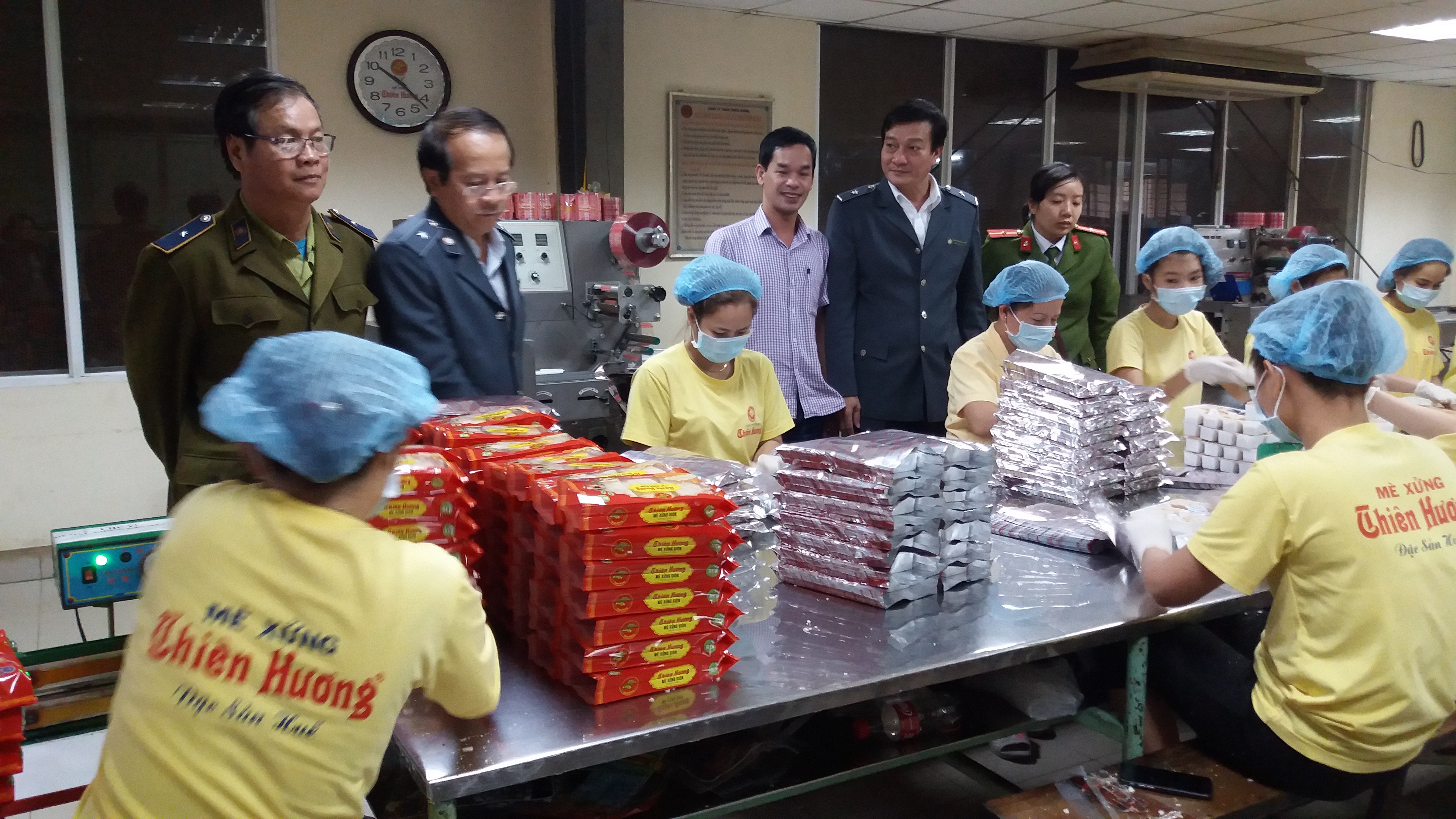 Thành lập 6 đoàn kiểm tra an toàn thực phẩm tại 12 tỉnh