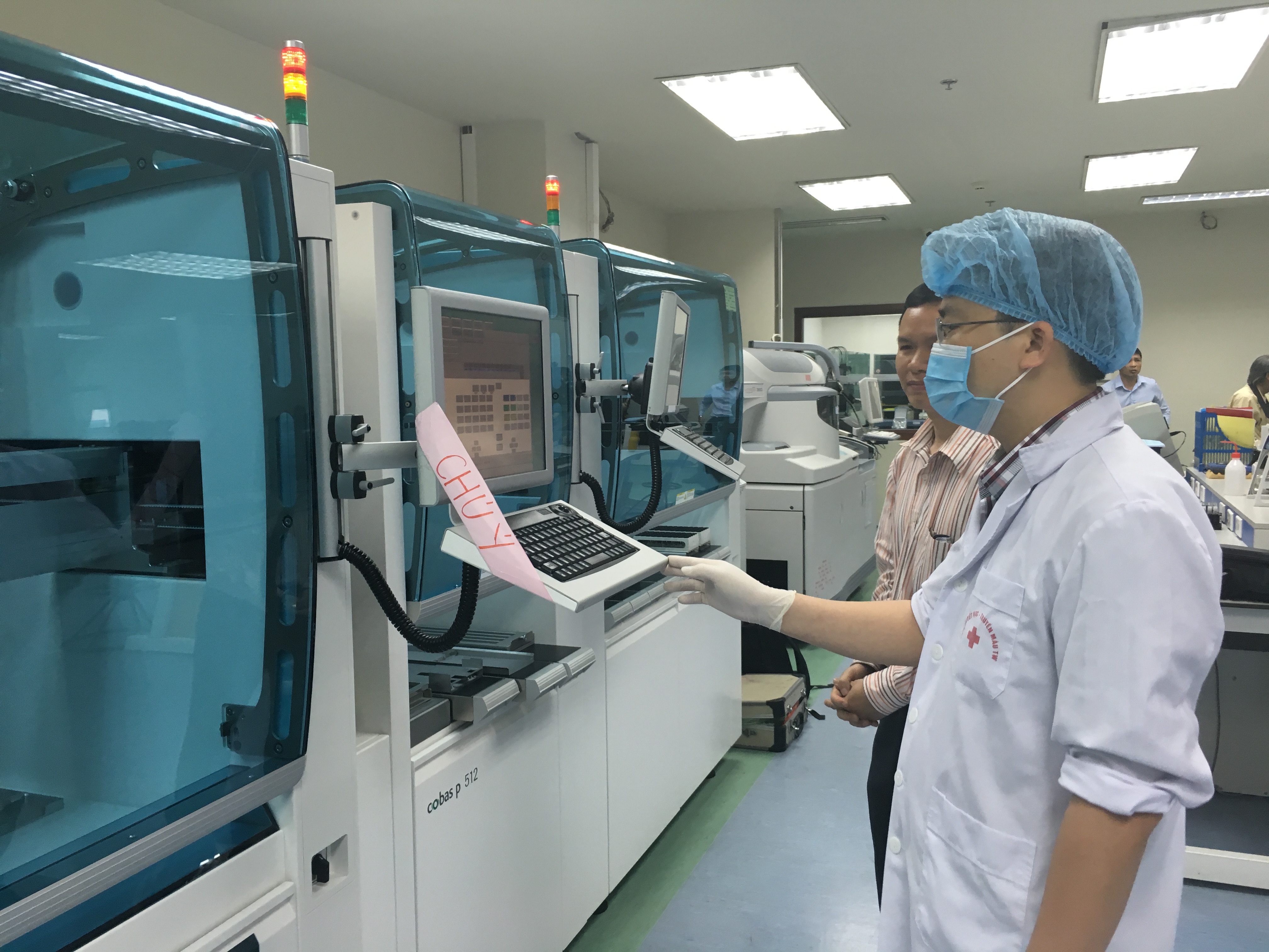 Lần đầu tiên tổ chức thi ứng dụng công nghệ thông tin trong y tế