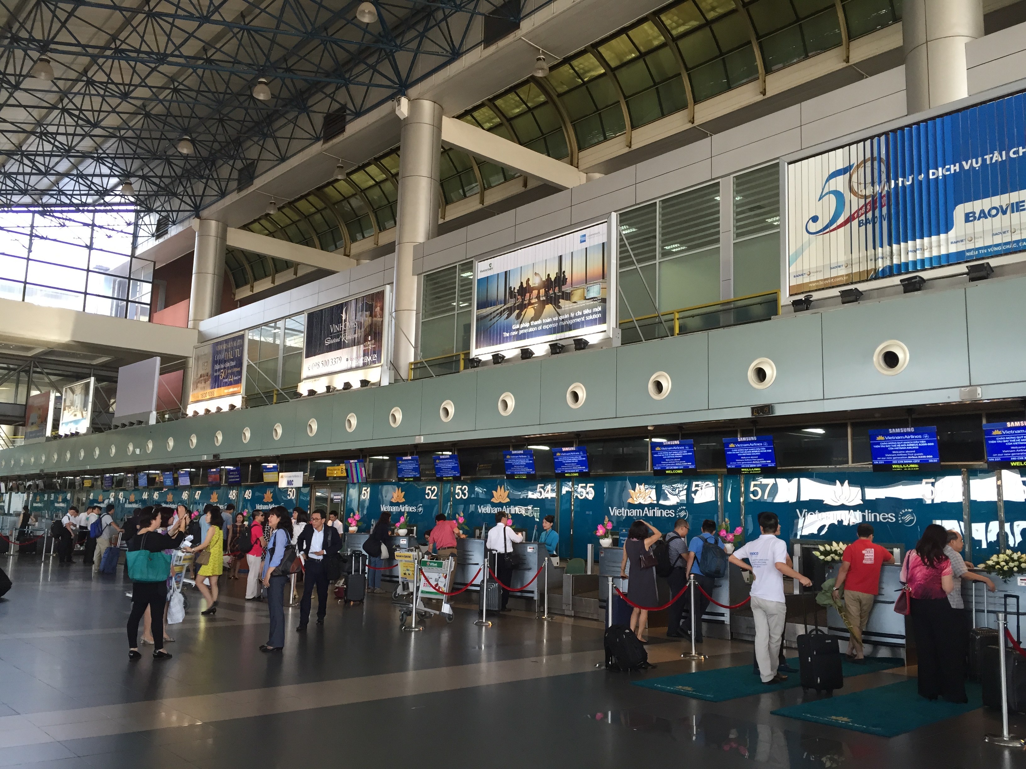 Lỗi hệ thống đường truyền thông tin tại sân bay Nội Bài 