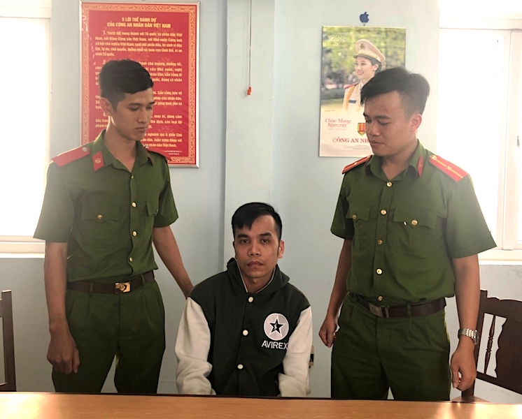 Làm giả tài liệu để xin lắp điện nước cho nhà xây dựng trái phép