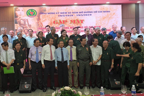Gặp mặt Kỷ niệm 60 năm mở đường Hồ Chí Minh