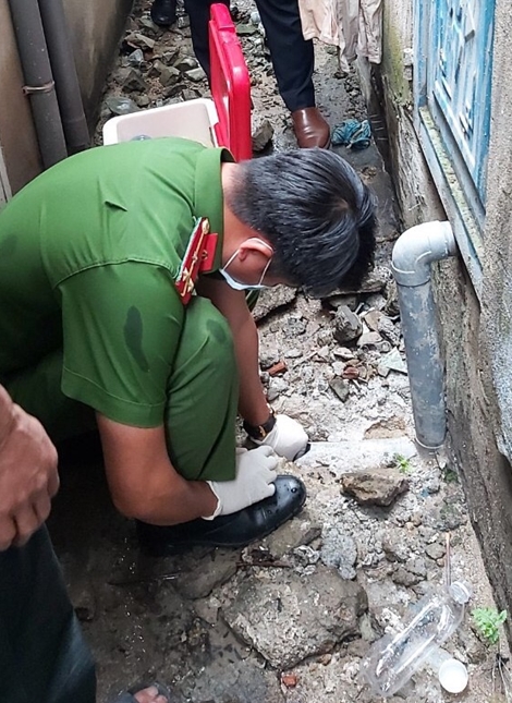 Cơ sở sản xuất sơn bị phát hiện xả nước thải trực tiếp ra môi trường