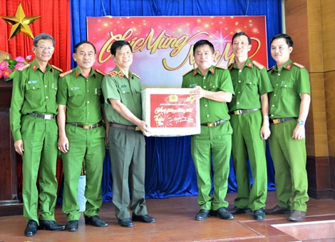 Thứ trưởng Nguyễn Văn Sơn thăm và chúc tết tại Đà Nẵng