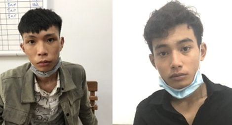 Hai tên cướp bắt nạn nhân đọc mật khẩu để mở điện thoại