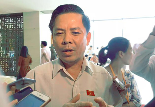 Bộ trưởng Bộ GTVT nói gì về sự cố máy bay trượt khỏi đường băng?