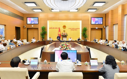 Bế mạc phiên họp thứ 48 Uỷ ban Thường vụ Quốc hội
