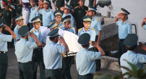 Đưa phi công Trần Quang Khải về với đất mẹ