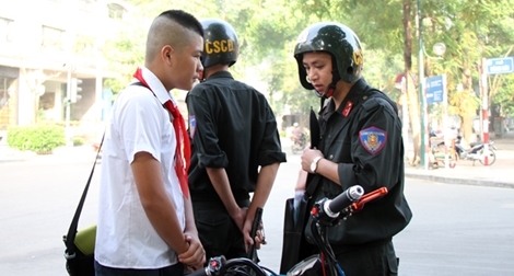 Ngày đầu CSCĐ tuần tra, xử phạt xe vi phạm ban ngày 