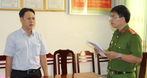 Phó Chánh TTGT bảo kê riêng 9 doanh nghiệp thu hàng trăm triệu đồng