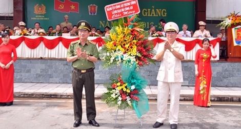 Trường Cao đẳng Cảnh sát nhân dân II Khai giảng năm học mới