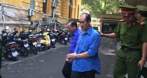 Lừa làm visa xuất khẩu lao động, chiếm đoạt tiền tỷ