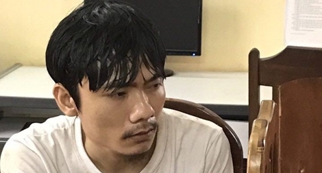 Đưa kẻ sát hại bố, chém trọng thương mẹ và anh trai đi khám tâm thần