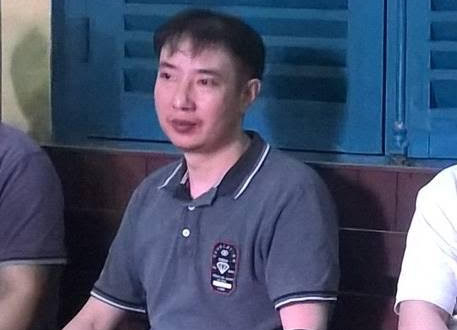 Nửa đêm, người chồng cầm dao truy sát cả nhà vợ