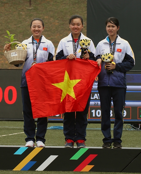 Khoảnh khắc tiếc nuối sau loạt “mũi tên vàng” của các cung thủ Việt Nam