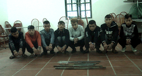 Triệu tập nhóm thanh niên chặn xe xin tiền trên cao tốc rồi quay livetream