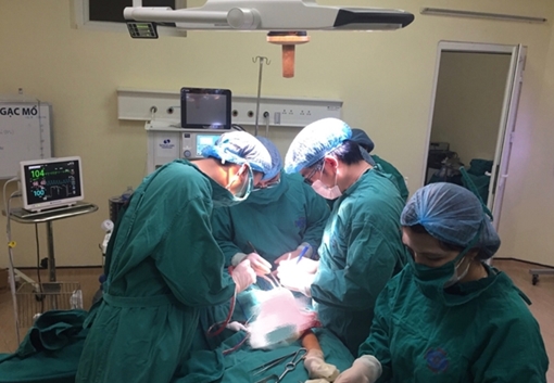 Phối hợp 2 viện, mổ bảo tồn cánh tay cho bệnh nhân ung thư xương