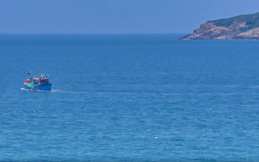 Ngư dân mất tích bí ẩn trên tàu nổ máy tại vùng biển Phú Yên