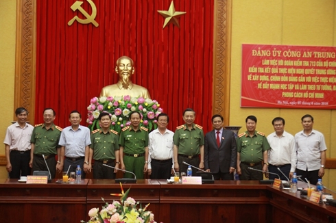 Đoàn kiểm tra của Bộ Chính trị làm việc với Đảng ủy Công an Trung ương 