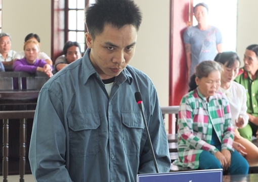 Bé gái bị gã thanh niên vờ yêu rồi nhiều lần... làm bậy