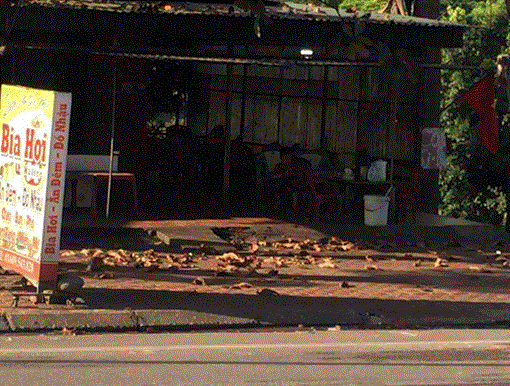 Anh cầm chìa khoá xe máy đâm em rể tử vong