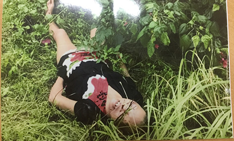 Tìm tung tích người phụ nữ tử vong trên bãi cỏ ở Cầu Giấy