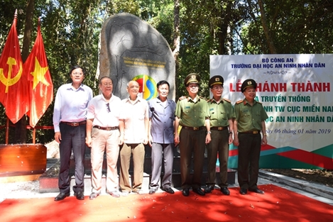 Khánh thành Bia truyền thống Trường An ninh Trung ương Cục miền Nam - Trường Đại học ANND