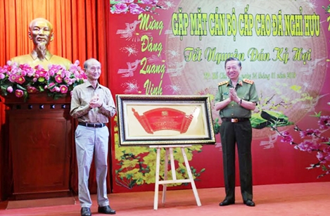 Bộ Công an gặp mặt cán bộ cao cấp đã nghỉ hưu nhân dịp Tết Nguyên đán Kỷ Hợi 2019