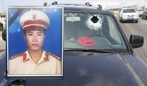 Nghẹn ngào tiếc thương chiến sỹ Công an ngã xuống vì bình yên cuộc sống