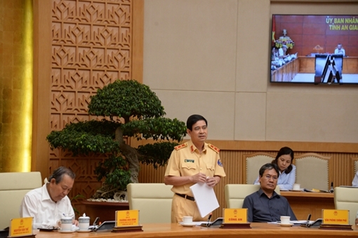 CSGT chia sẻ dữ liệu tước quyền sử dụng GPLX với ngành giao thông