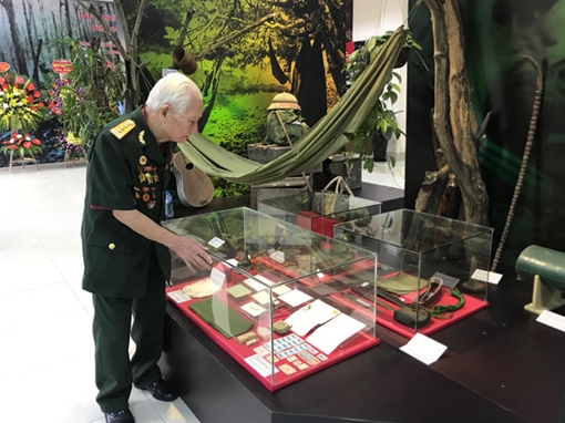 Ký ức trở về từ con đường huyền thoại