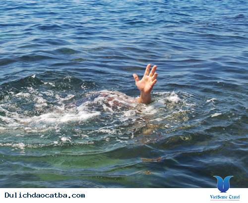 Rủ nhau đi tắm ao, 4 em nhỏ đuối nước tử vong