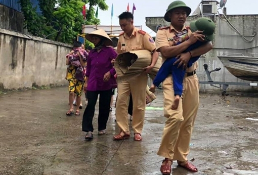 Lực lượng Công an giúp dân chủ động ứng phó với bão số 3