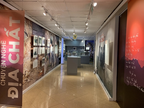 Khám phá nghề địa chất Việt qua ký ức của 22 nhà khoa học