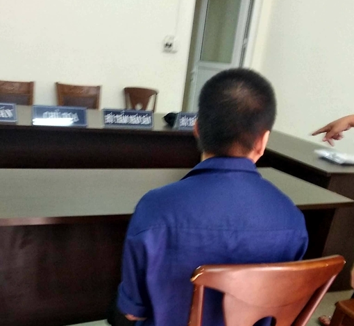 Thiếu niên giết người chỉ vì tranh cãi tắt đèn đi ngủ