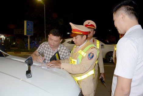 Dân nhậu đã… biết sợ