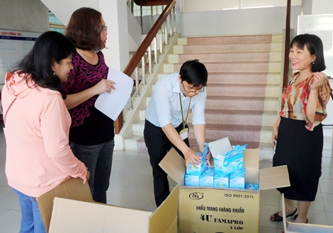 Chuyển giao gần 230 nghìn khẩu trang buôn lậu phục vụ chống dịch 