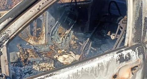 Một người tử vong trong chiếc xe bán tải cháy trơ khung